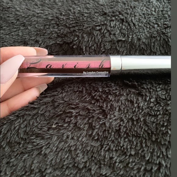 Follow Lavish on instagram@lavishbylondoncosmetics - Picture 2 of 6